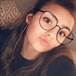 Meet your Posher, Cat